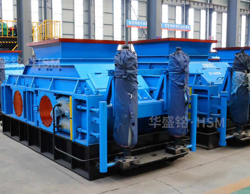 破碎石英石用什么制砂設(shè)備？對輥制砂機多少錢一臺？