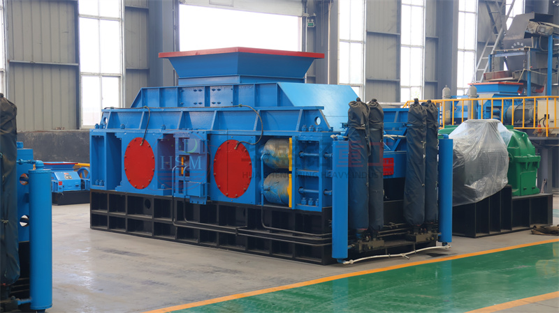 破碎鵝卵石的對輥破質(zhì)量如何？時產(chǎn)200噸輥式制砂機(jī)價(jià)格高嗎？