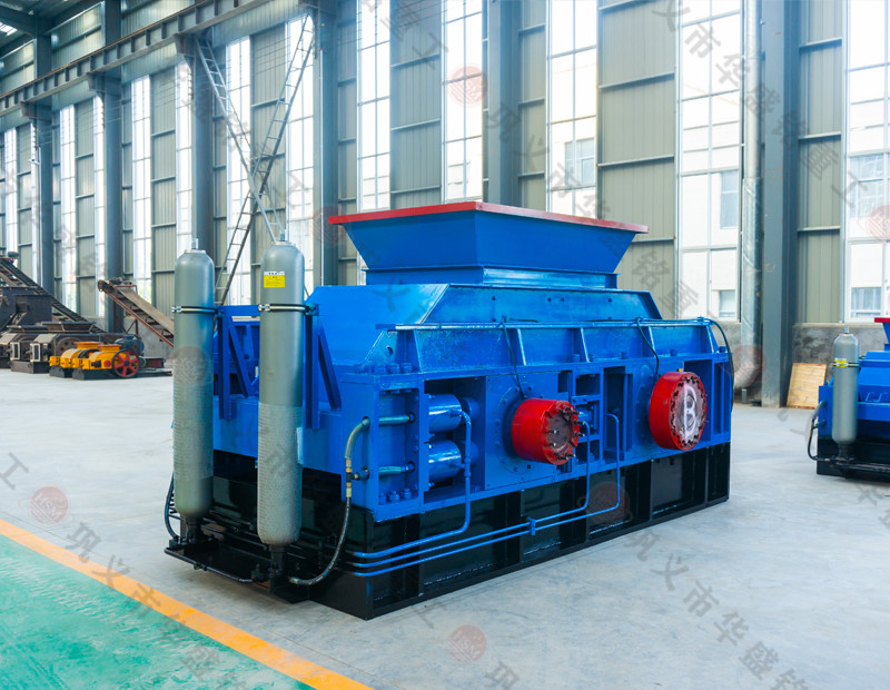 火山巖液壓對輥制砂機報價是多少？河南哪家好呢？